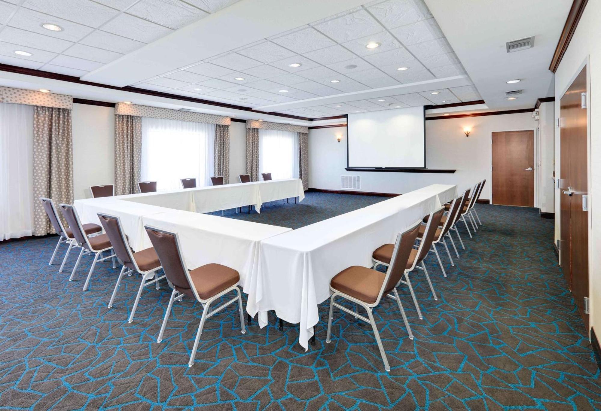 Hampton Inn & Suites Dallas-Arlington-South Экстерьер фото